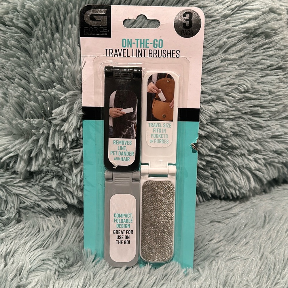 (3) Pack On-The-Go Travel Lint Brushes. Compact and Foldable design.